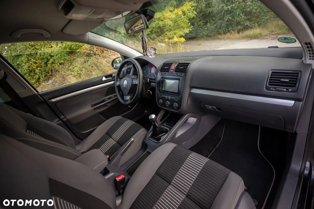 Volkswagen Golf 1.9 TDI United - 24