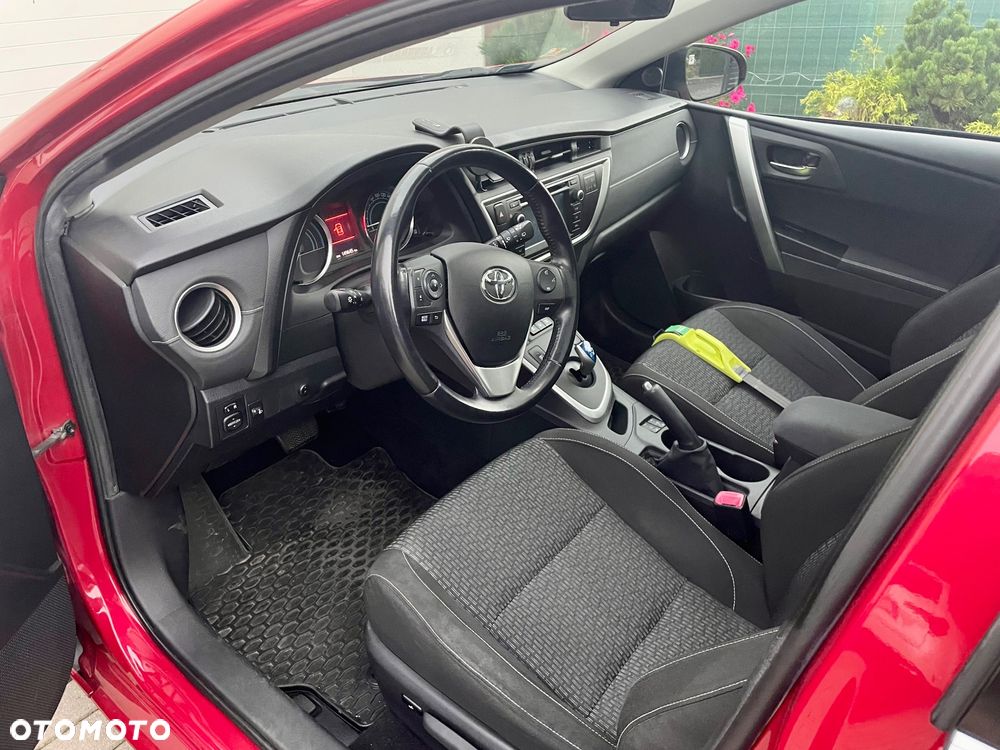 Toyota Auris 1.8 HSD Luna - 8