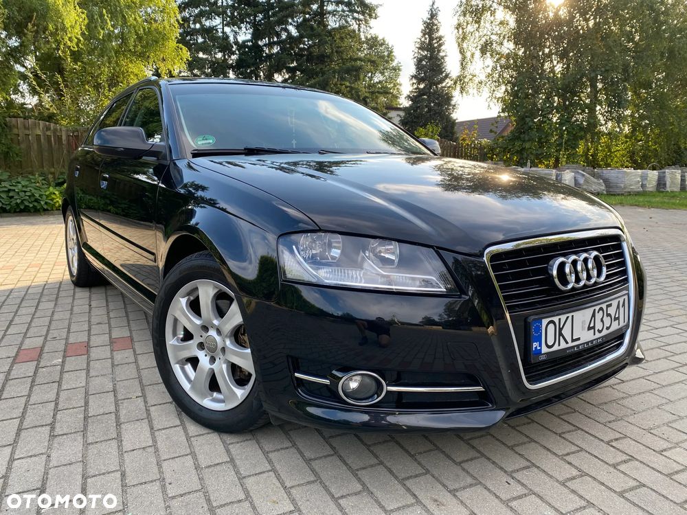 Audi A3 Sportback - 1