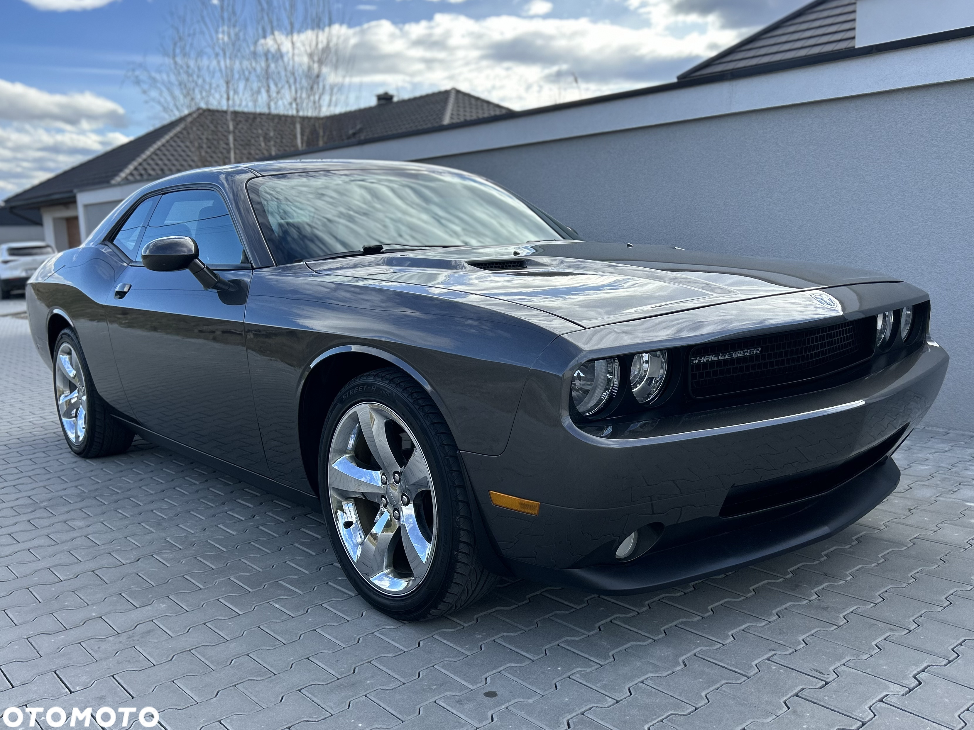 Dodge Challenger 3.6 SXT Plus - 8