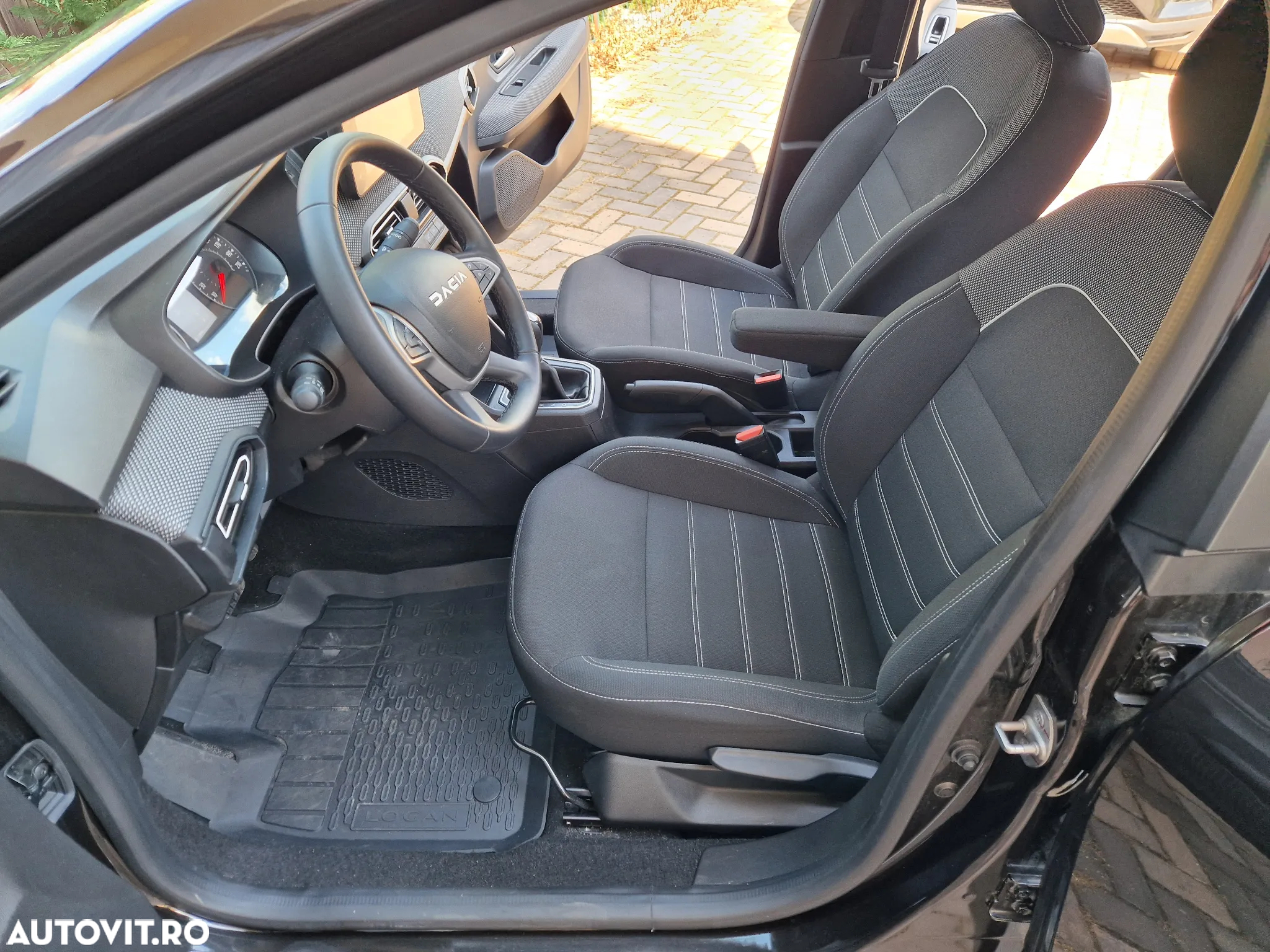Dacia Logan TCe 90 CVT Prestige - 10