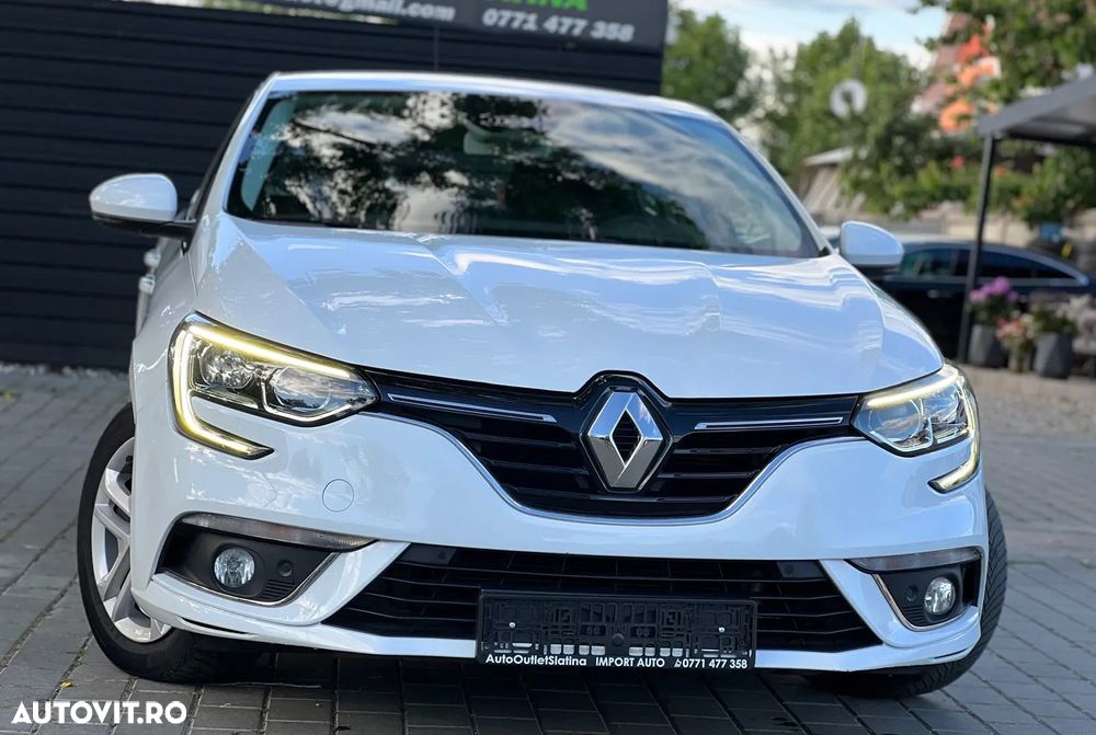 Renault Megane - 11