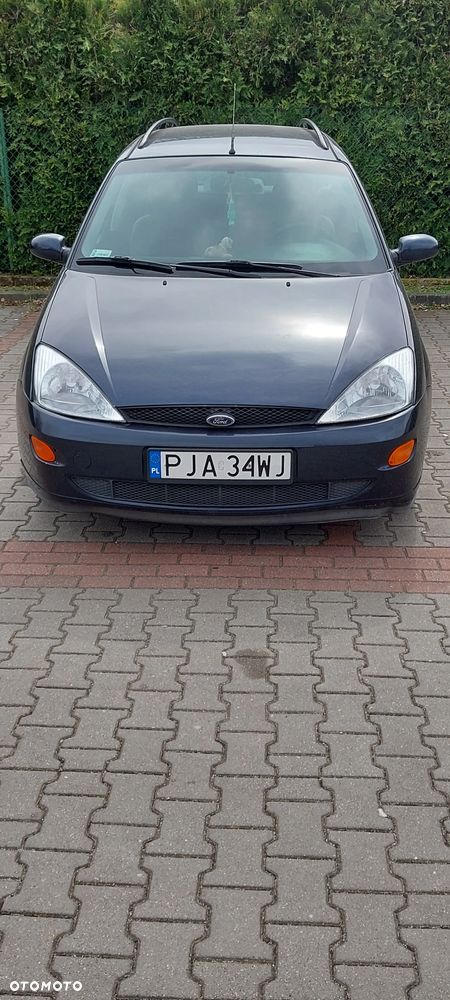 Ford Focus Ambiente - 2