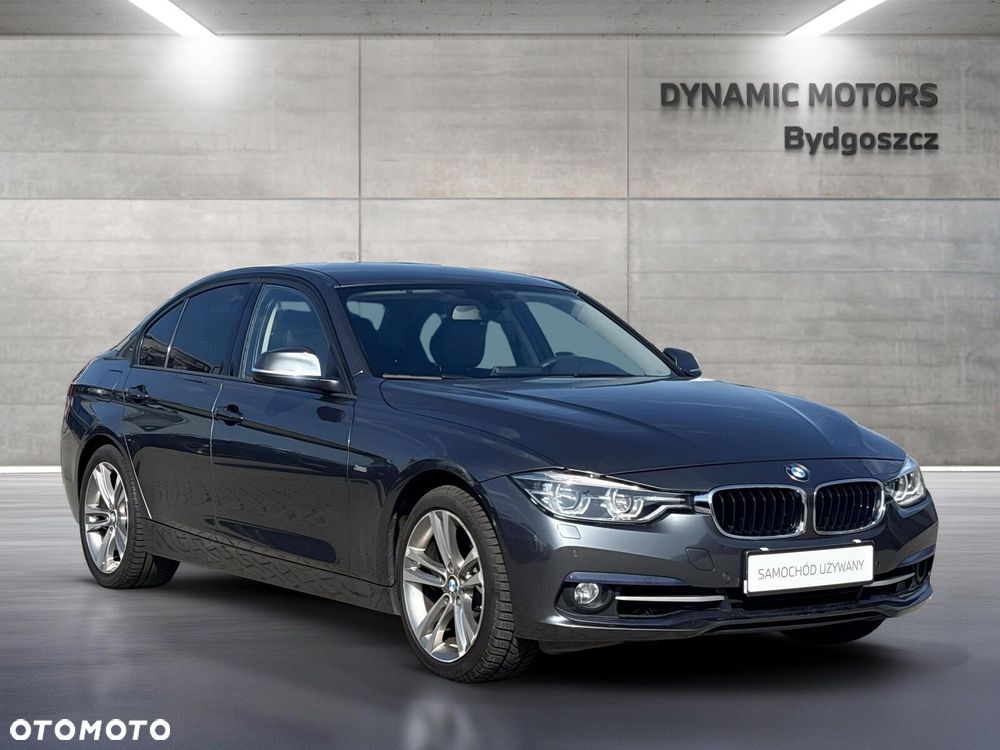 BMW Seria 3 318i Sport Line - 9