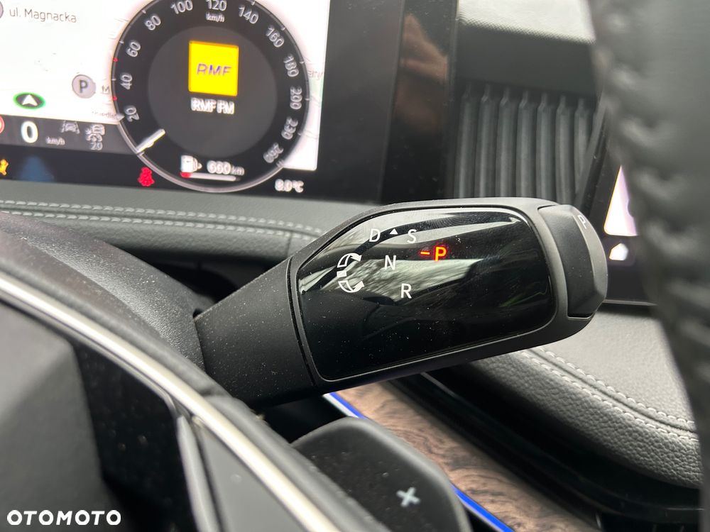 Skoda Superb 2.0 TDI SCR 4x4 L&K DSG - 25