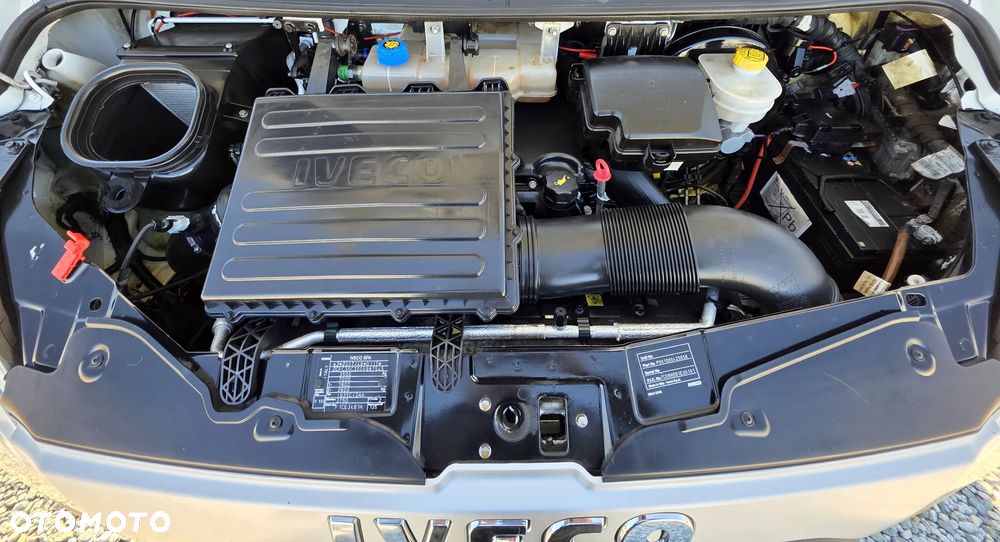 Iveco 35C17 3,0 HPI 170 KONNA DOKA BRYGADÓWKA 7 OSOBOWA 3,2M SKRZYNIA KLIMA 147T/KM PRZEBIEGU GWARANCJA BLIŻNIAKI DO 3,5T WEBASTO - 21