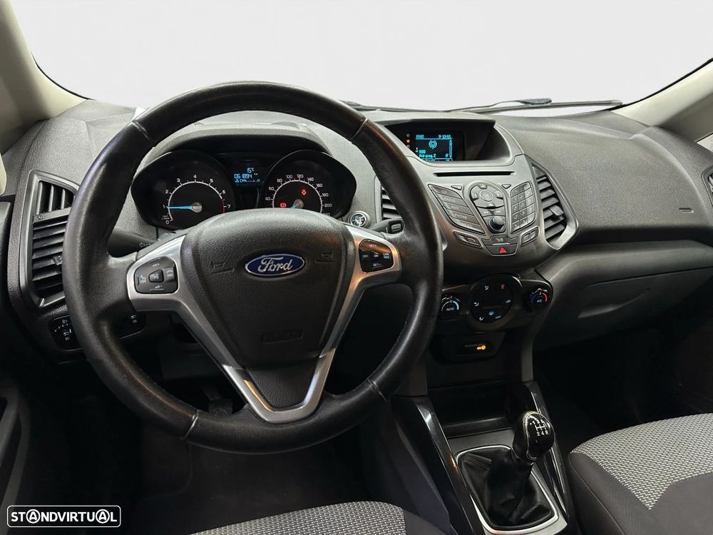 Ford EcoSport 1.0 EcoBoost Titanium - 12