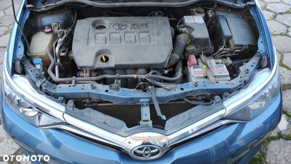 Toyota Auris - 10