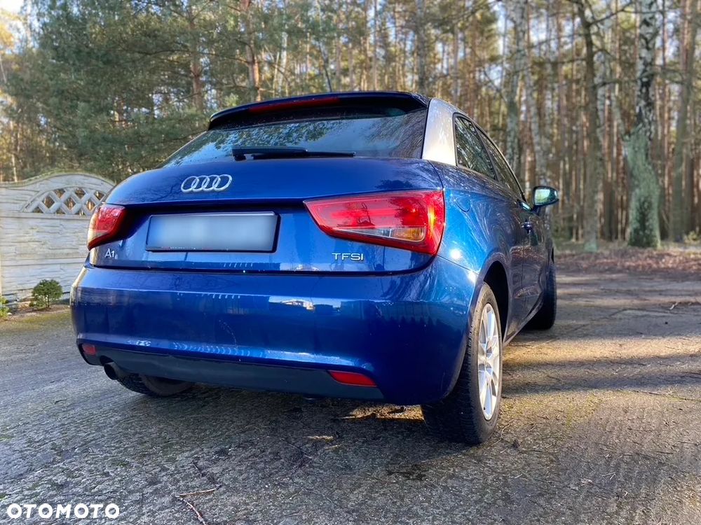 Audi A1 2011 photo 5