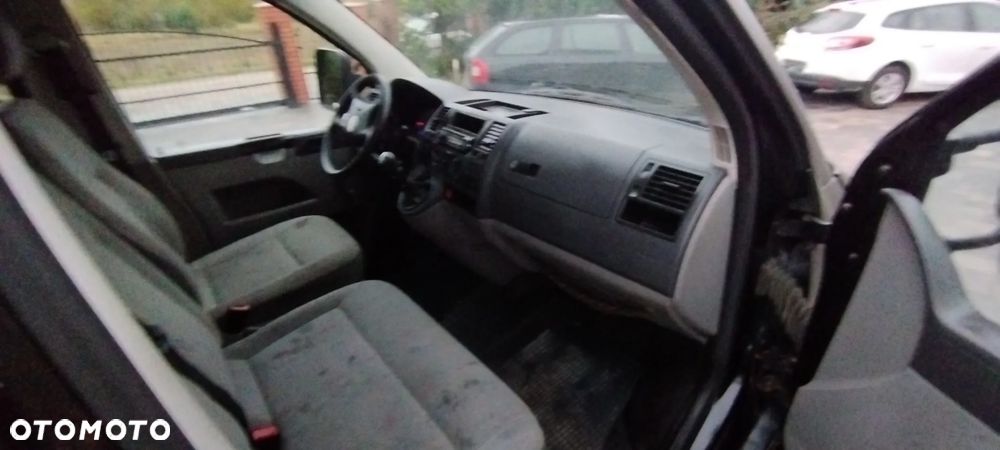 Volkswagen T5 - 8