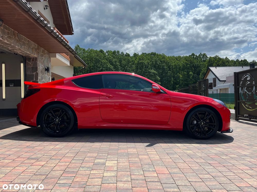 Hyundai Genesis Coupe 2.0 TCI Premium - 14