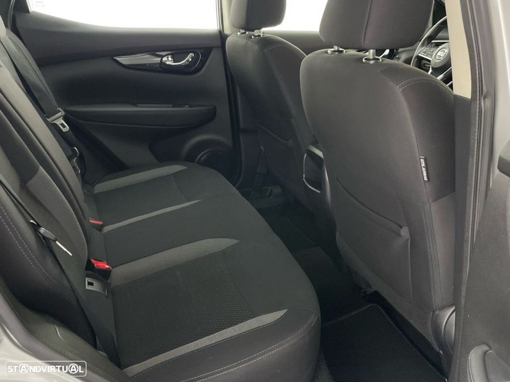 Nissan Qashqai 1.3 DIG-T Acenta - 24