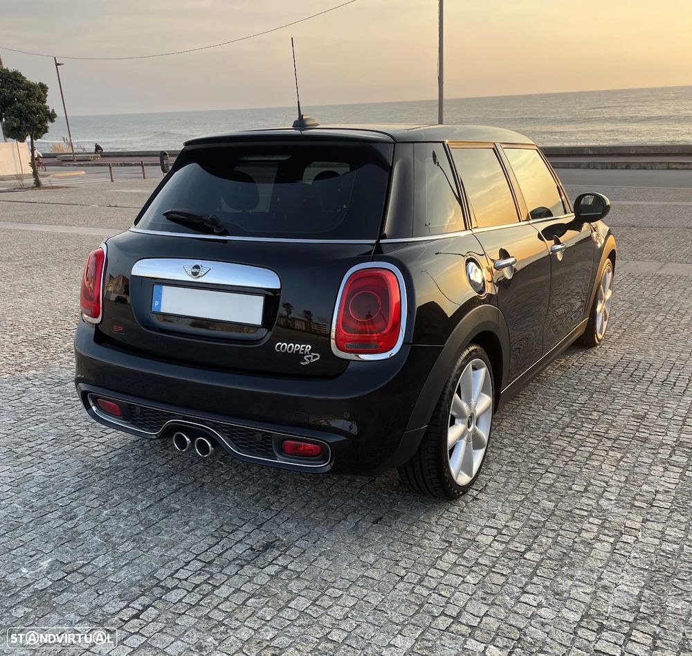 MINI 5 Portas Cooper SD Sport Aut. - 15