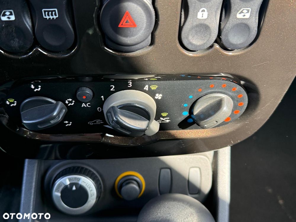 Dacia Duster dCi 110 FAP 4x4 Laureate - 13