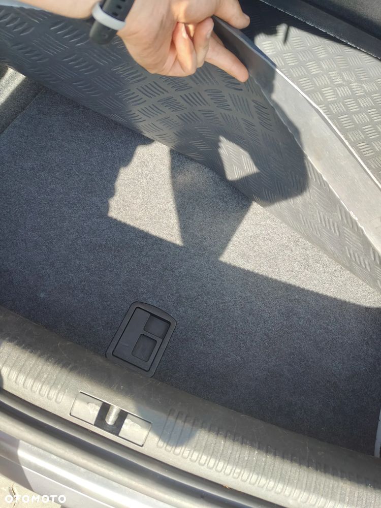 Audi A4 Limousine - 36