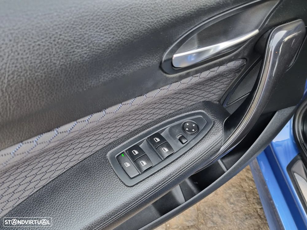 BMW 118 d Pack M - 26