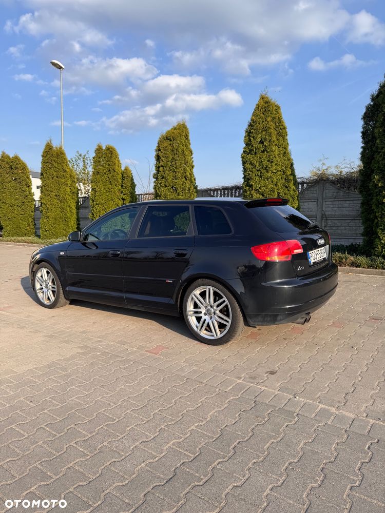 Audi A3 Sportback 2.0 TDI DPF Ambiente - 3
