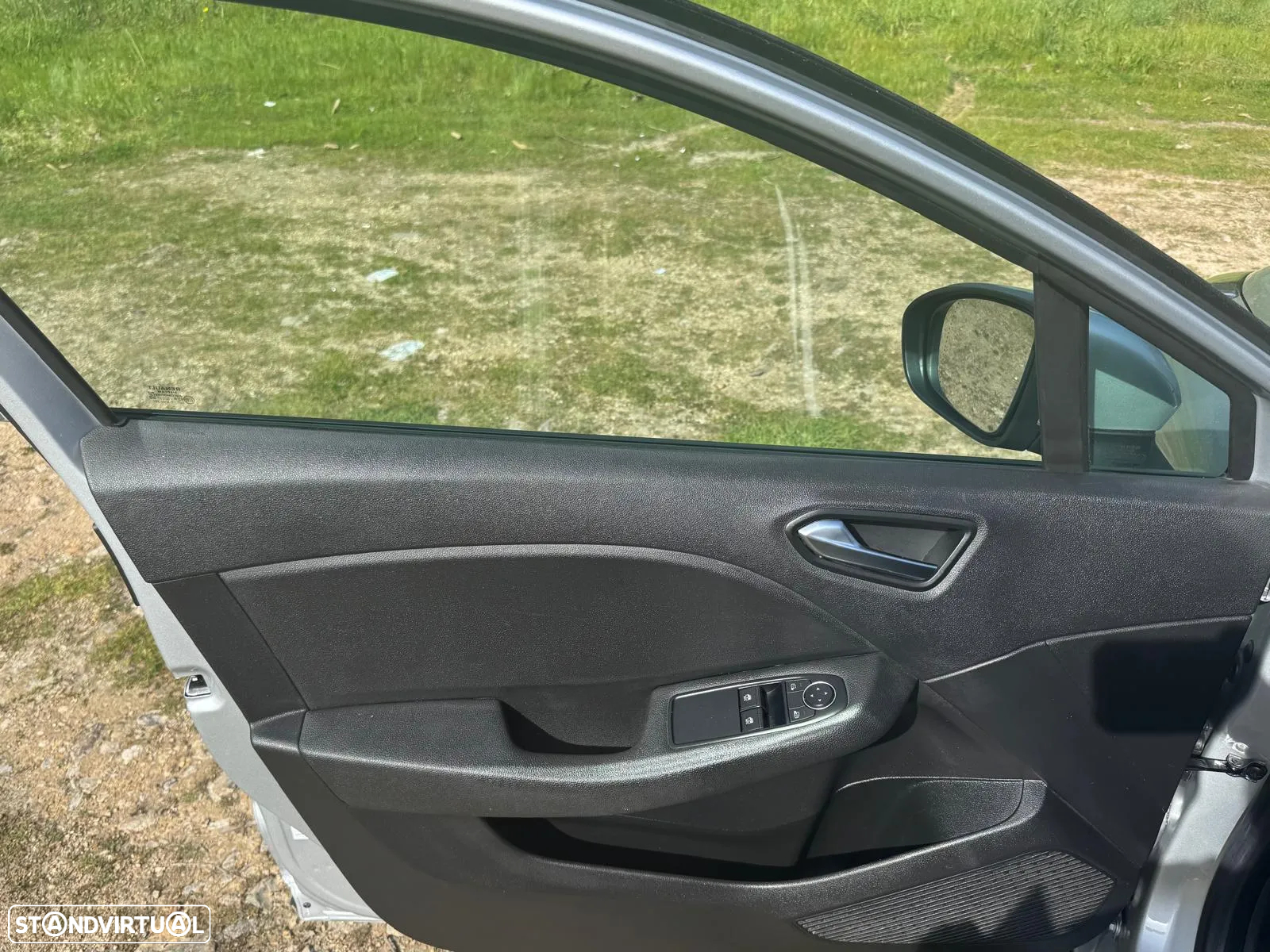 Renault Clio 1.6 E-Tech Full Hybrid Techno - 22