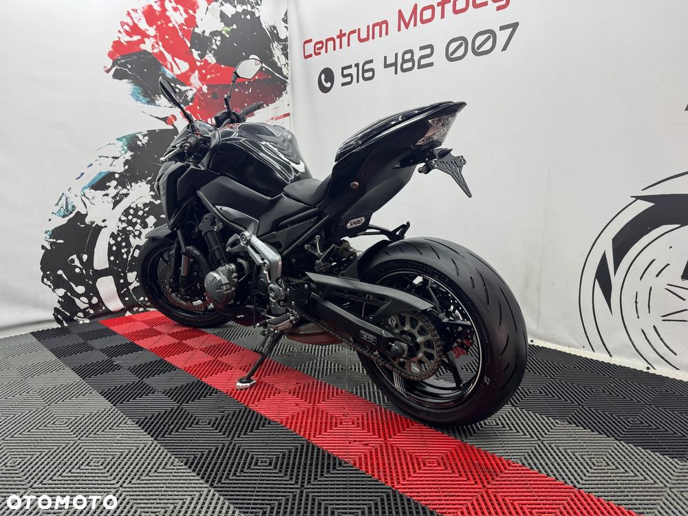 Kawasaki Z - 8