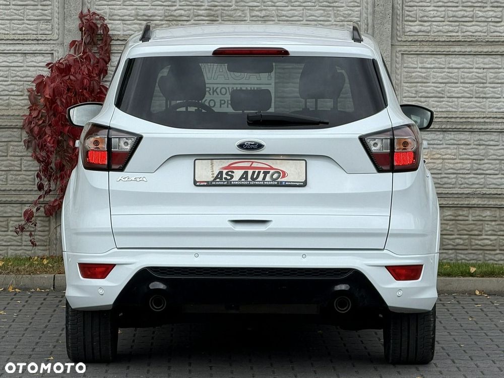 Ford Kuga 2.0 TDCi 4x4 ST-Line - 39