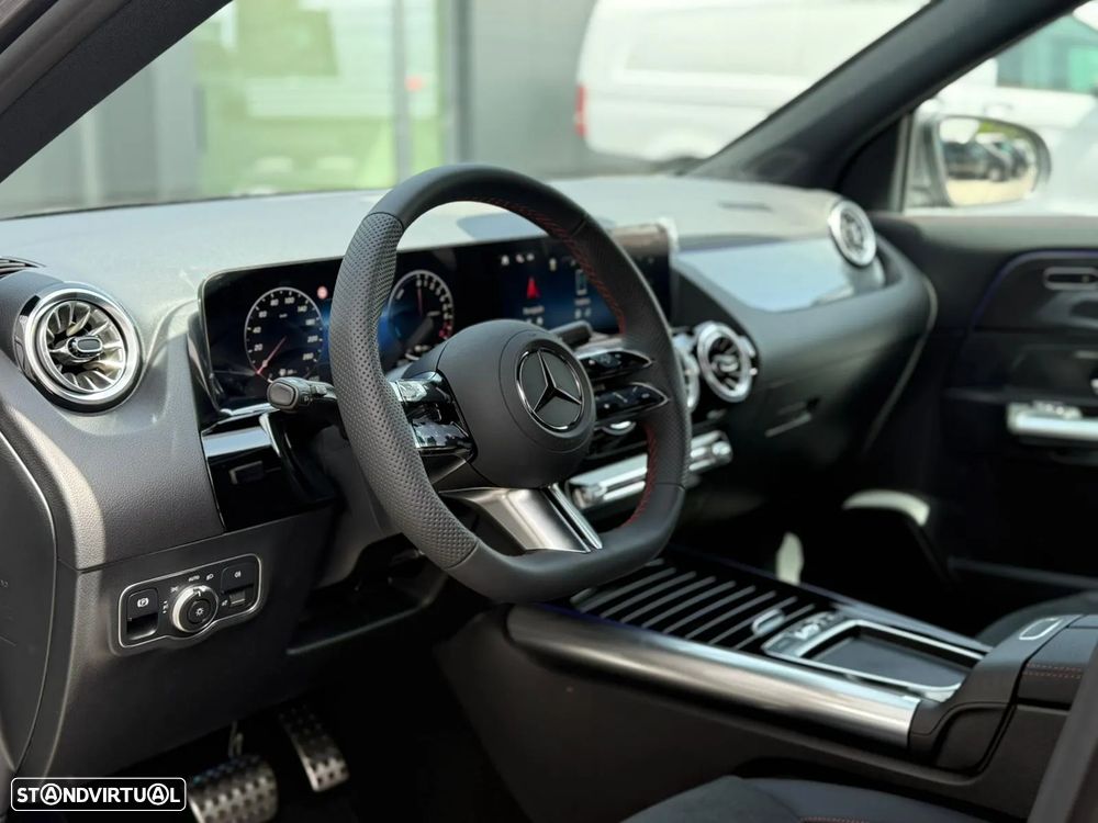 Mercedes-Benz GLA 250 e AMG Line - 11