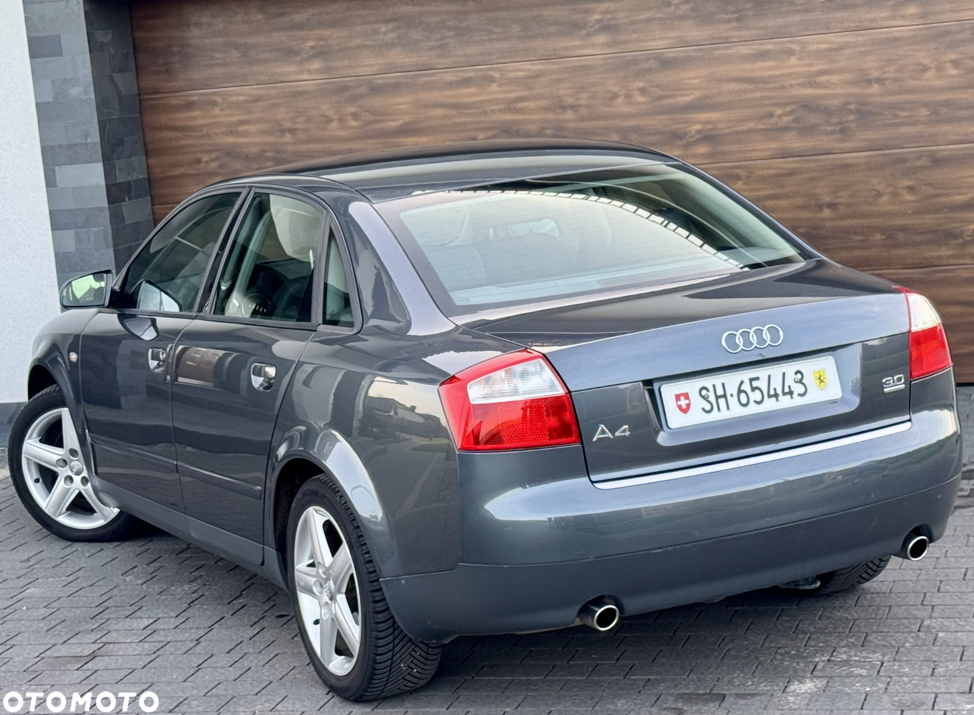 Audi A4 3.0 Quattro - 10