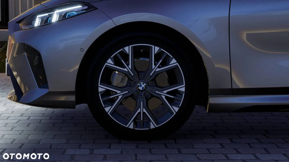 BMW Seria 1 120 mHEV - 8