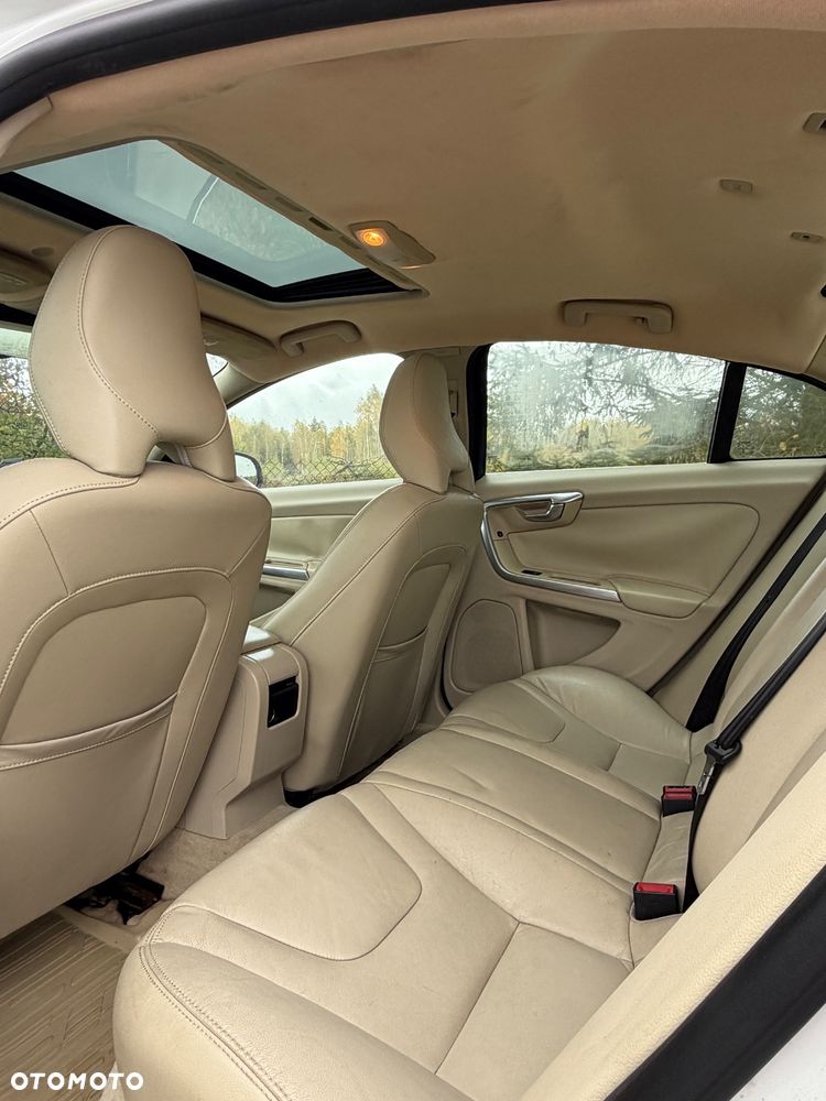 Volvo S60 - 19