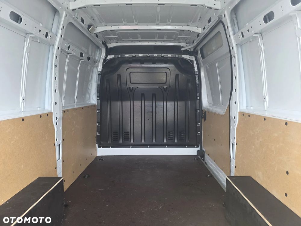 Renault Master L2H2 Silnik 2,3 - 6