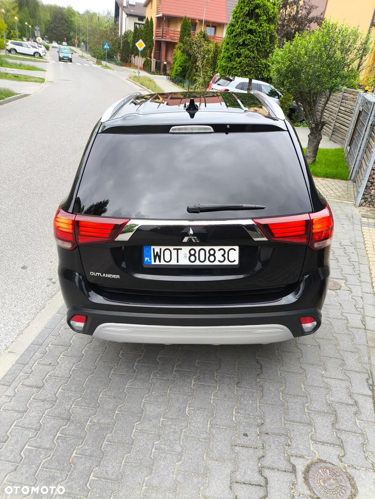 Mitsubishi Outlander - 20