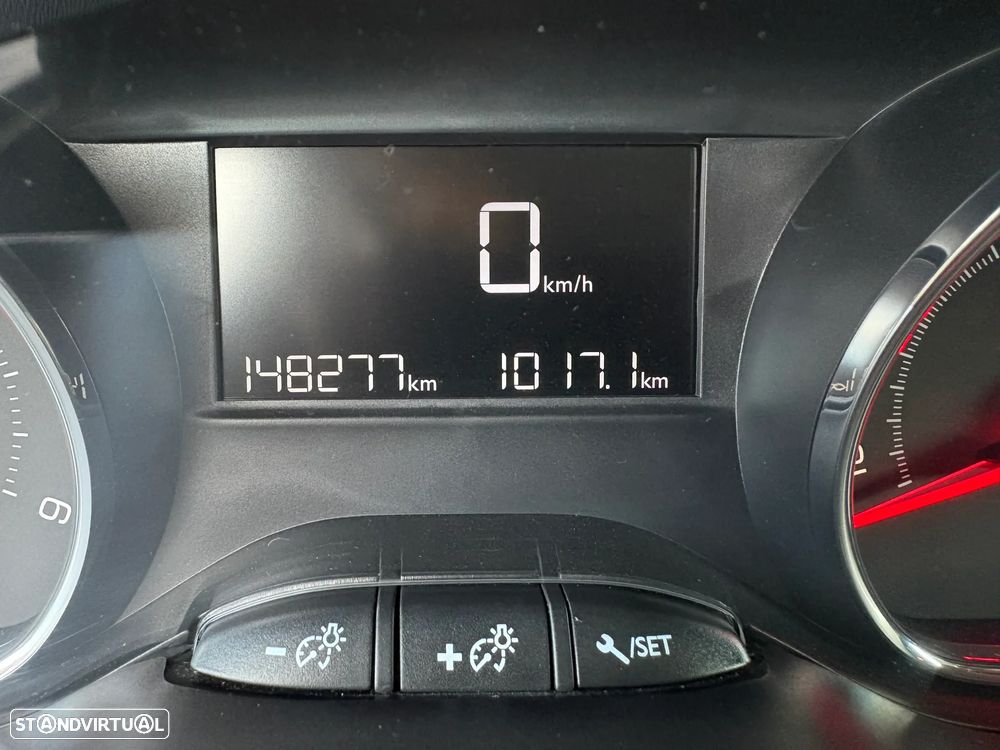 Peugeot 208 1.4 HDi Active - 14