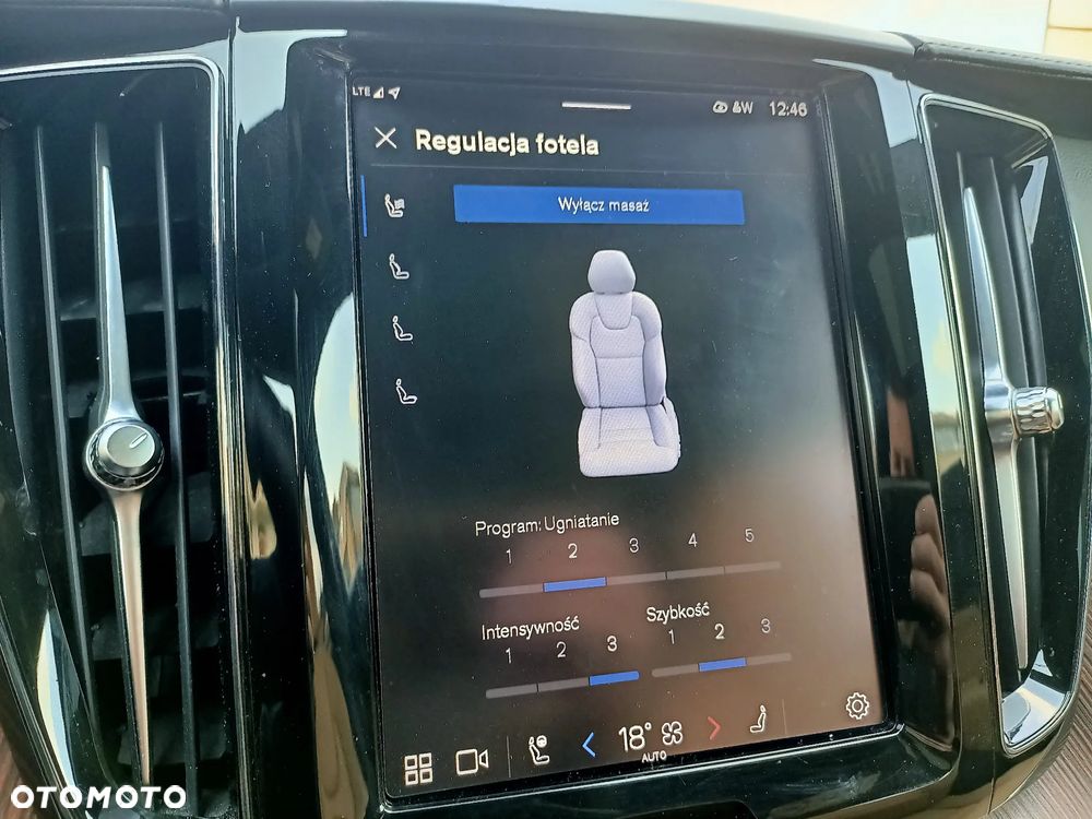 Volvo XC 60 T8 Plug-In Hybrid AWD Ultimate Bright - 28