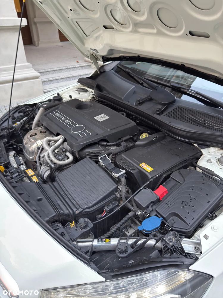 Mercedes-Benz Klasa A 45 AMG 4-Matic - 24
