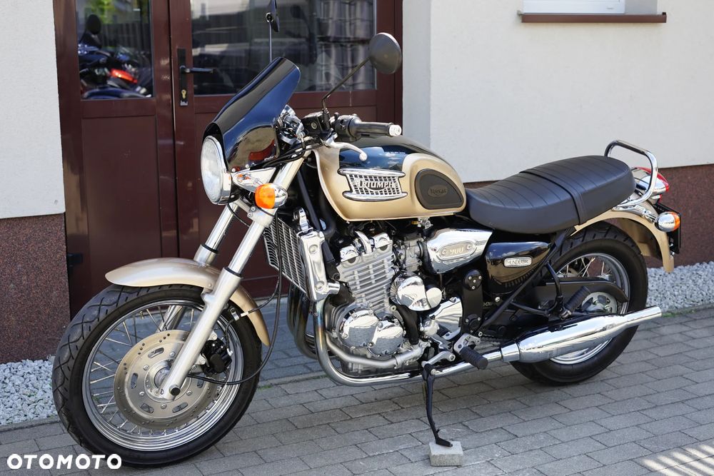 Triumph Thunderbird - 22