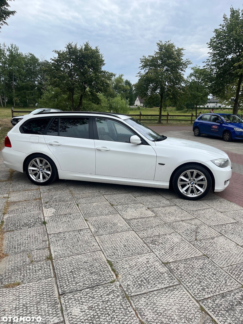 BMW Seria 3 318d - 4