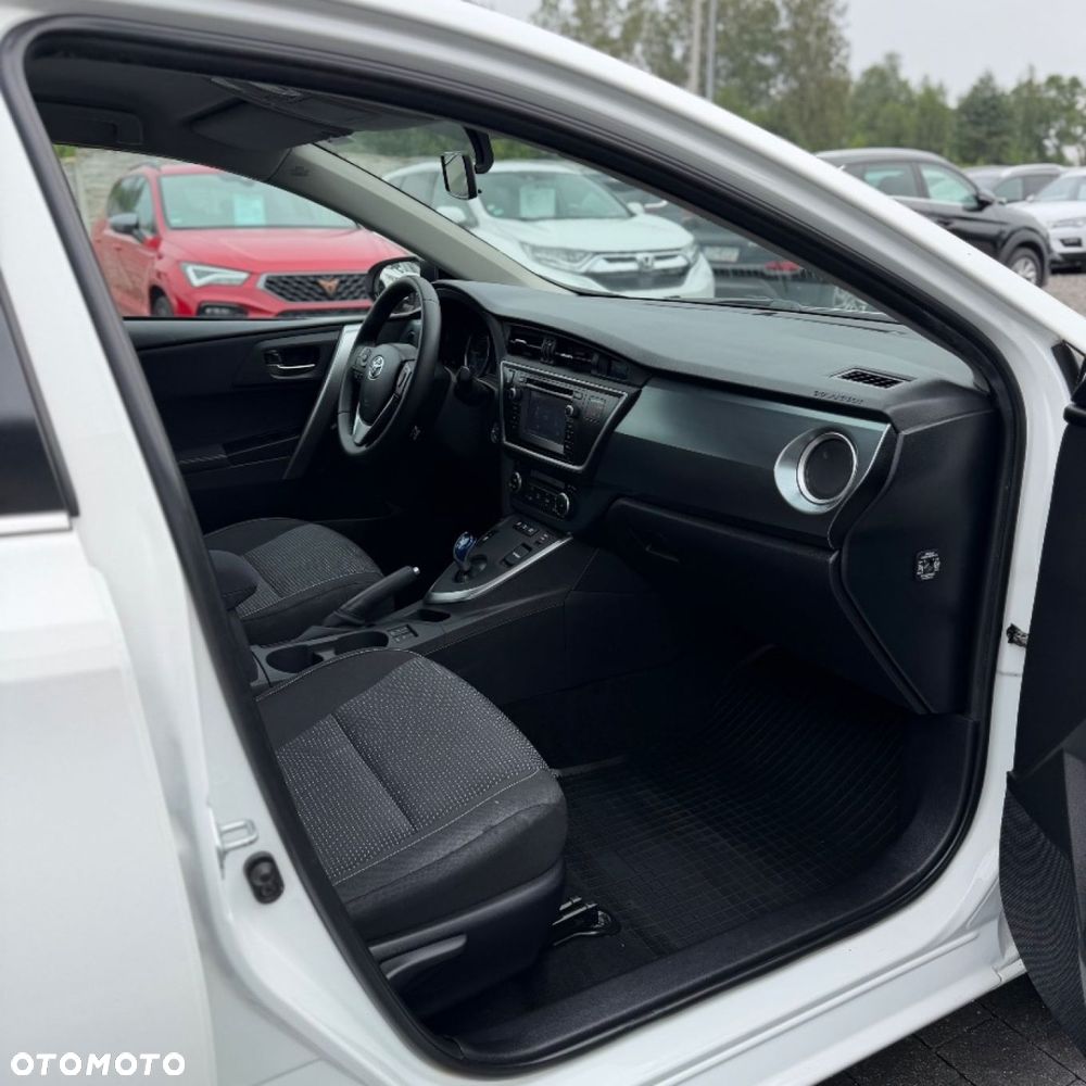 Toyota Auris - 33