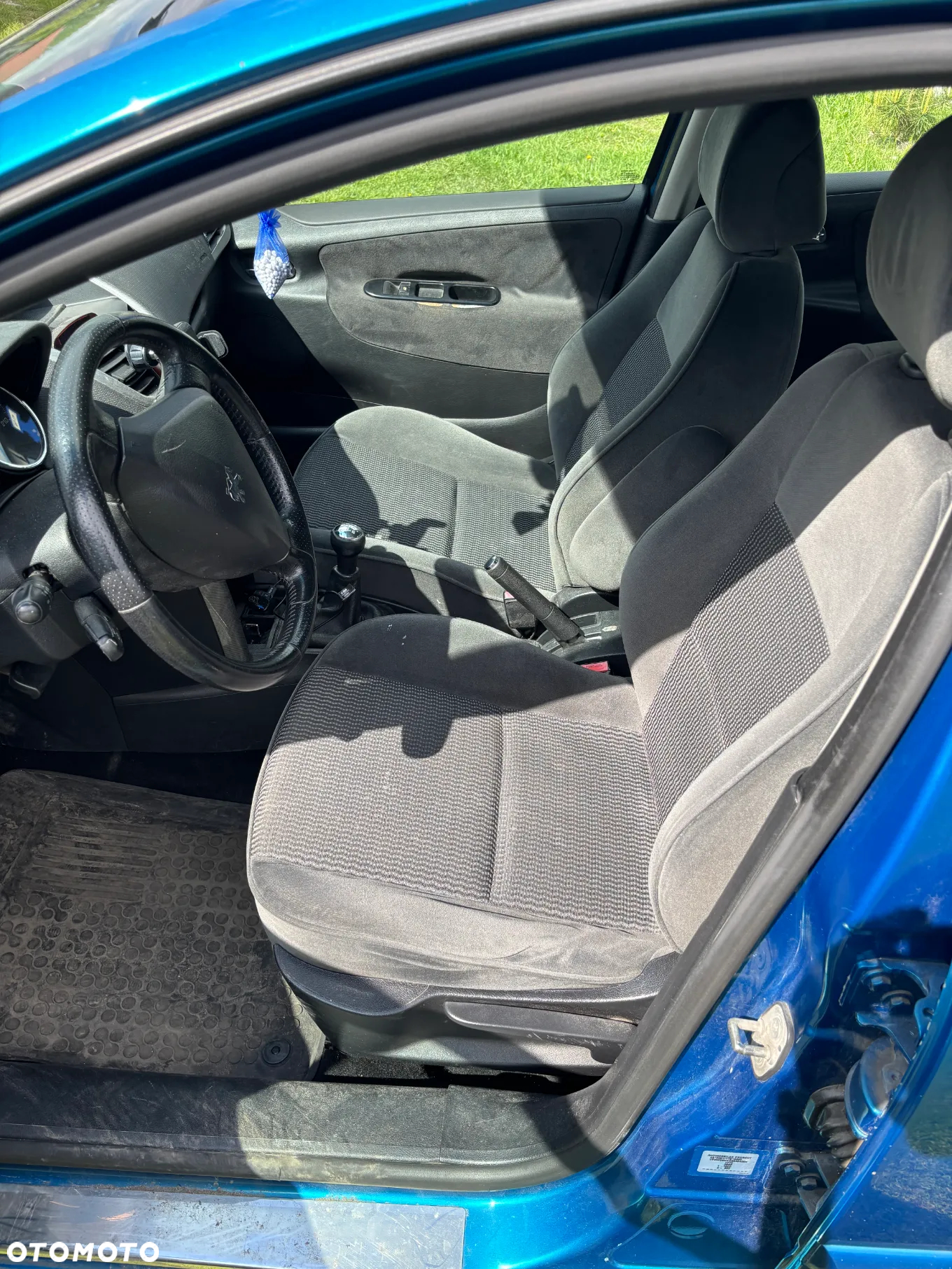 Peugeot 207 - 6