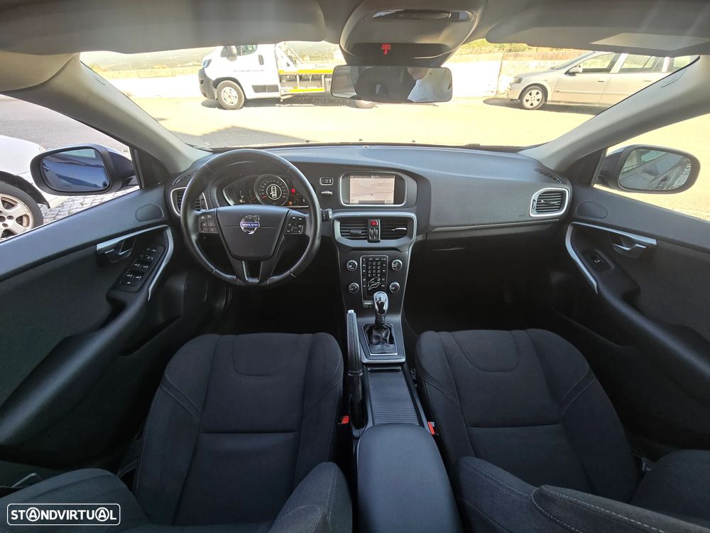 Volvo V40 D2 Powershift Momentum - 15
