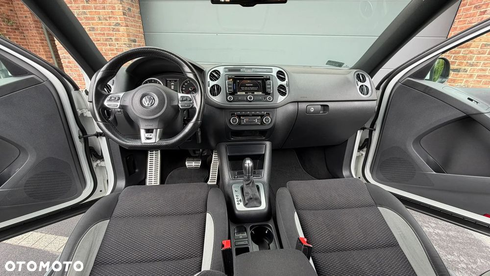 Volkswagen Tiguan 2.0 TSI 4Mot Perfectline R-Style DSG - 9