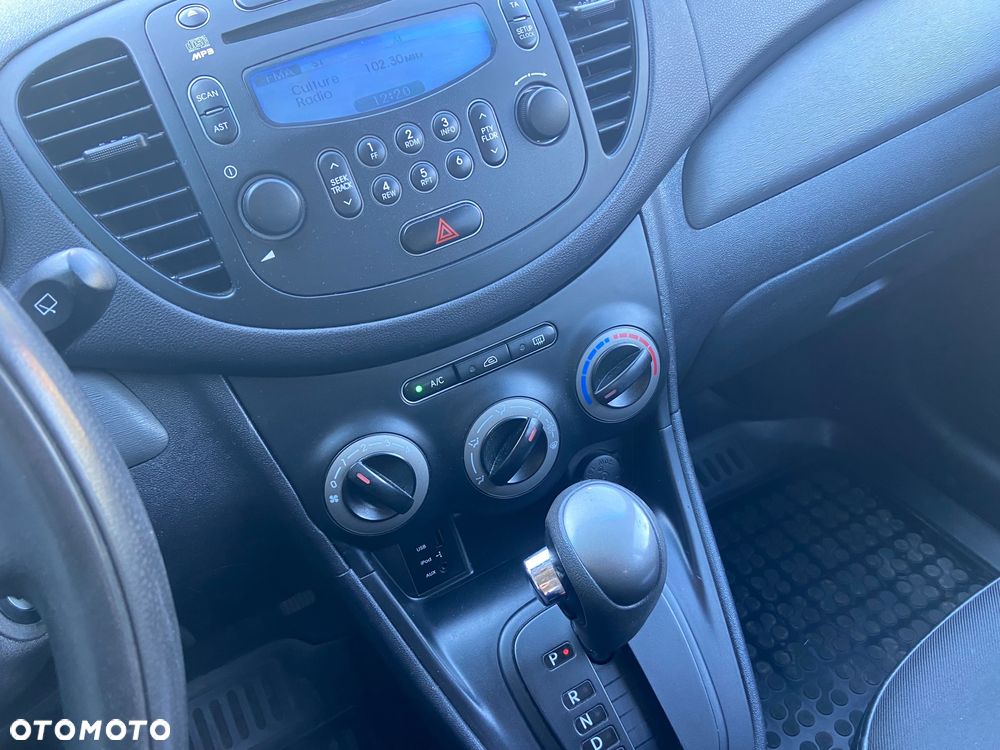 Hyundai i10 1.1 Comfort - 23