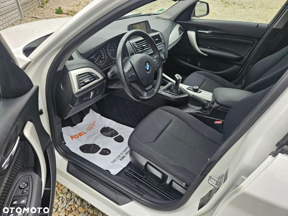 BMW Seria 1 116i - 7