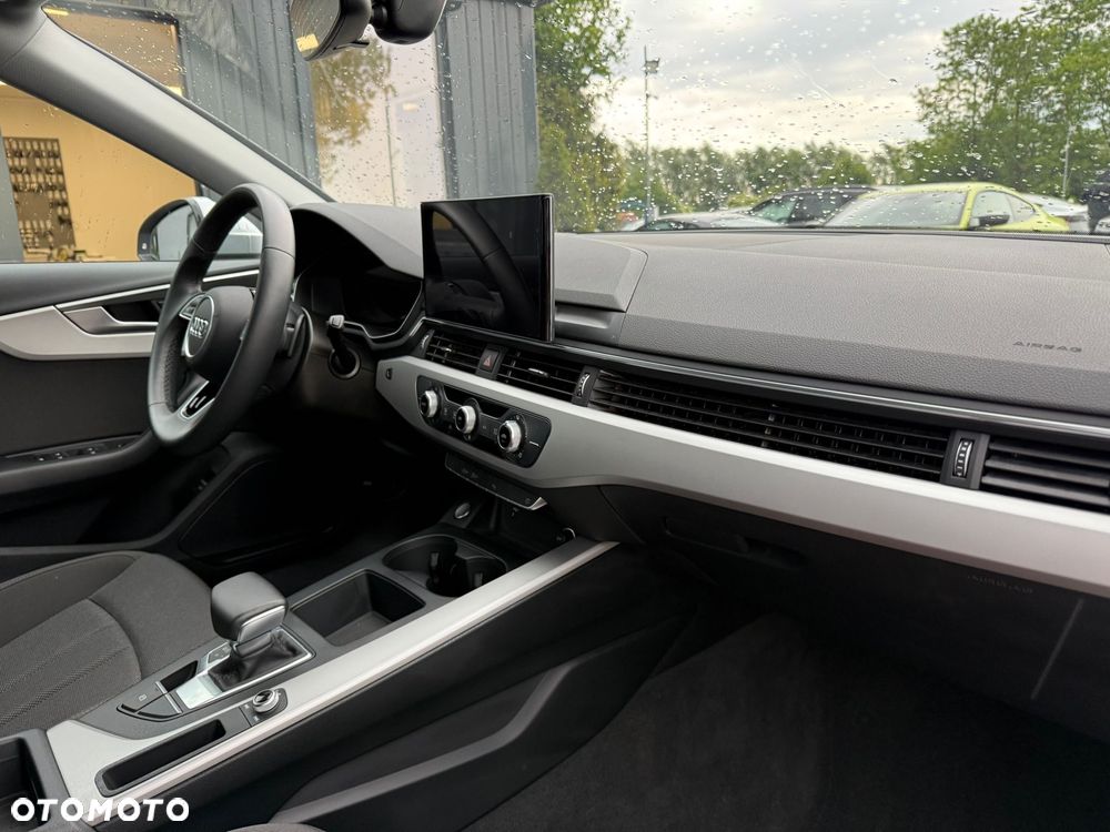 Audi A4 Avant 35 TFSI mHEV S tronic - 20