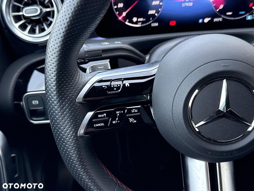 Mercedes-Benz CLA - 22