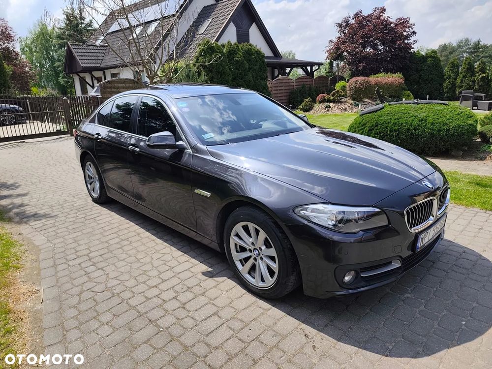 BMW Seria 5 528i xDrive - 1