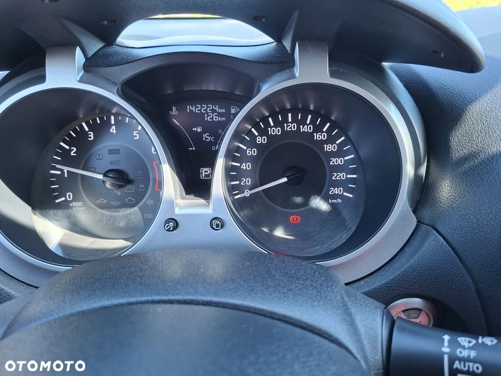 Nissan Juke 1.6 N-Connecta Xtronic - 3