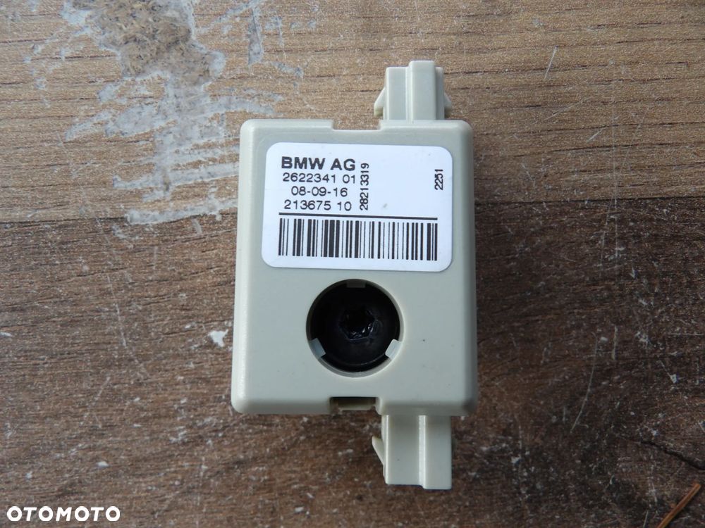 BMW - F46 - WZMACNIACZ , FILTR ANTENY - 2622341 - 1