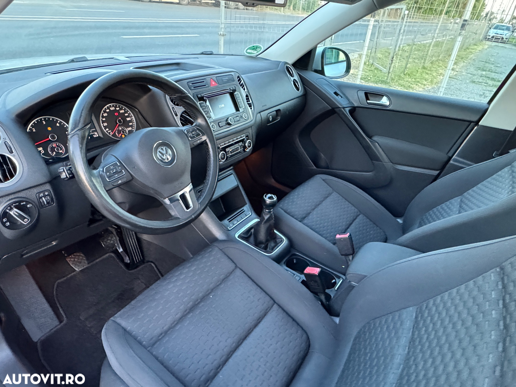 Volkswagen Tiguan 2.0 TDI 4Motion Trend & Fun - 17