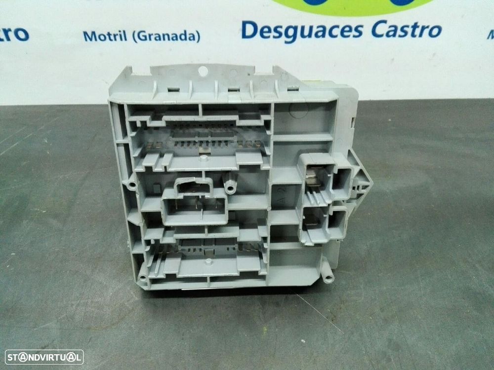 CAIXA RELÉS / FUSÍVEIS FIAT PUNTO 2003 -46778446 - 3