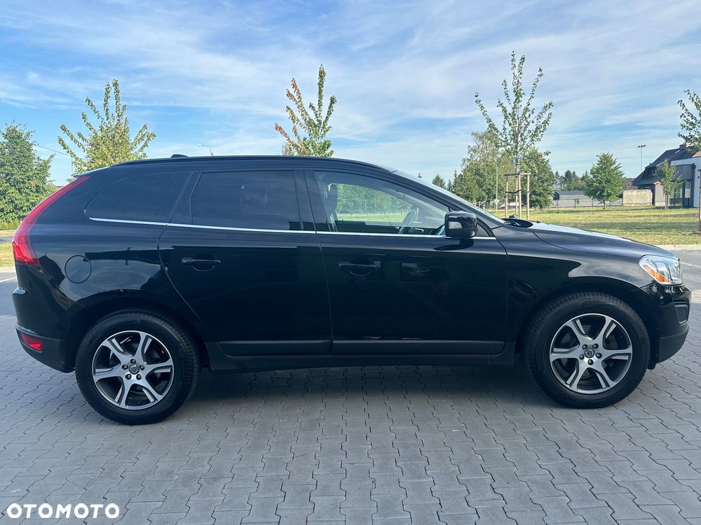 Volvo XC 60 DRIVe Momentum - 2