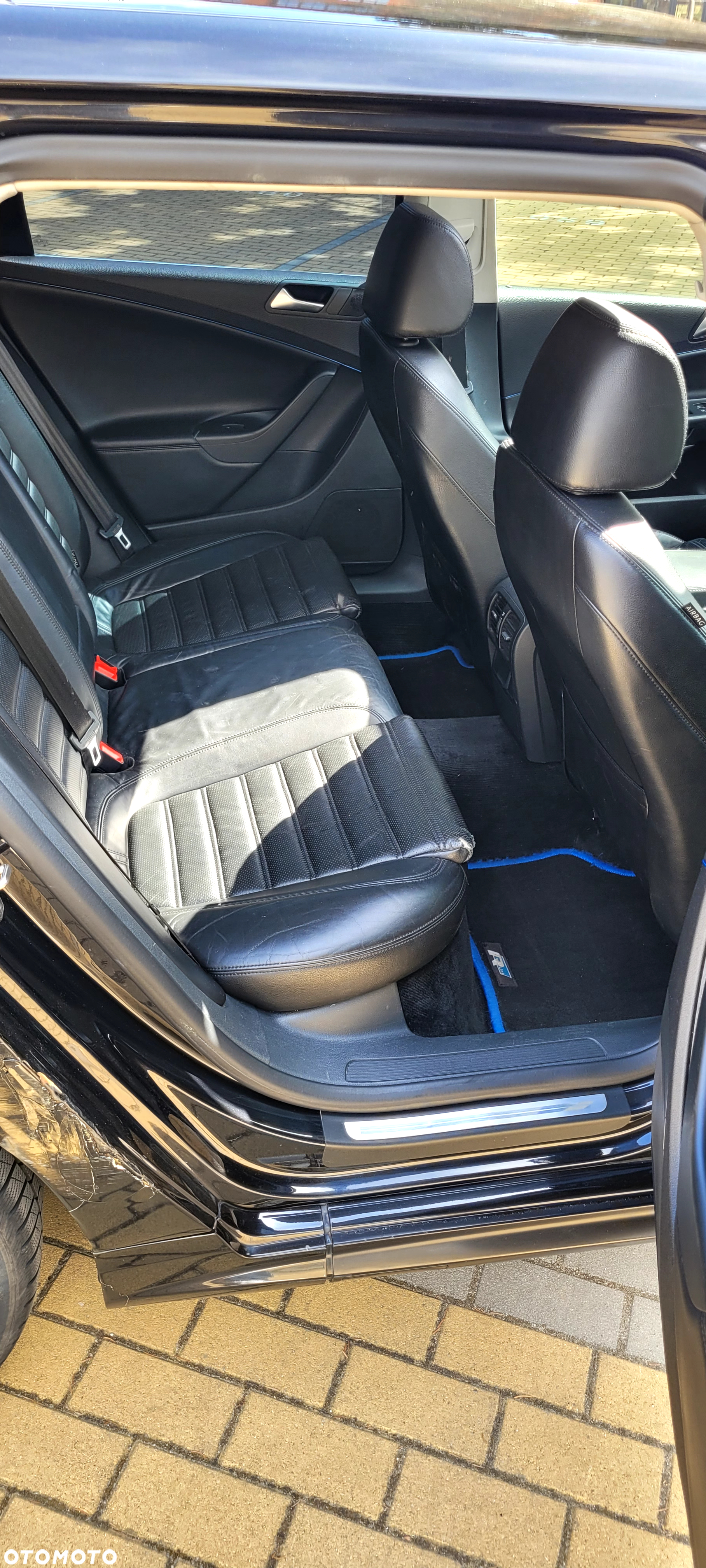 Volkswagen Passat Variant 2.0 TDI DPF DSG R-Line Edition - 20
